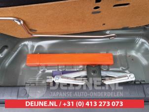 Suzuki Jimny Hardtop 1.3i 16V VVT 4x4 Metal Top Sloopvoertuig (2017, Donker, Groen)