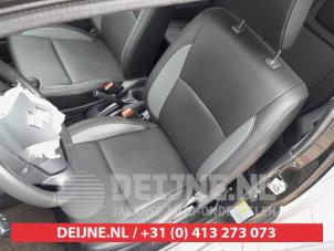 Suzuki Jimny Hardtop 1.3i 16V VVT 4x4 Metal Top Sloopvoertuig (2017, Donker, Groen)