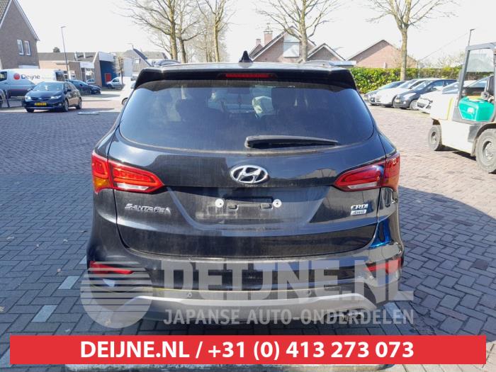 Hyundai Santa Fe III 2.2 CRDi R 16V 4x4 Sloopvoertuig (2016, Zwart)
