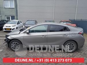 Hyundai Ioniq 16-