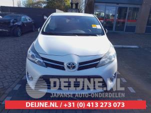 Toyota Verso 09-