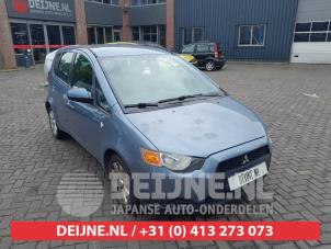 Mitsubishi Colt Scherm rechts-voor O734267 Donorvoertuig