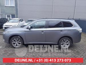 Mitsubishi Outlander 12-