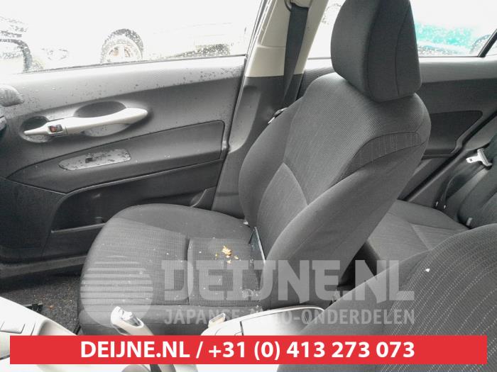 Toyota Auris 1.6 Dual VVT-i 16V Sloopvoertuig (2008, Grijs)
