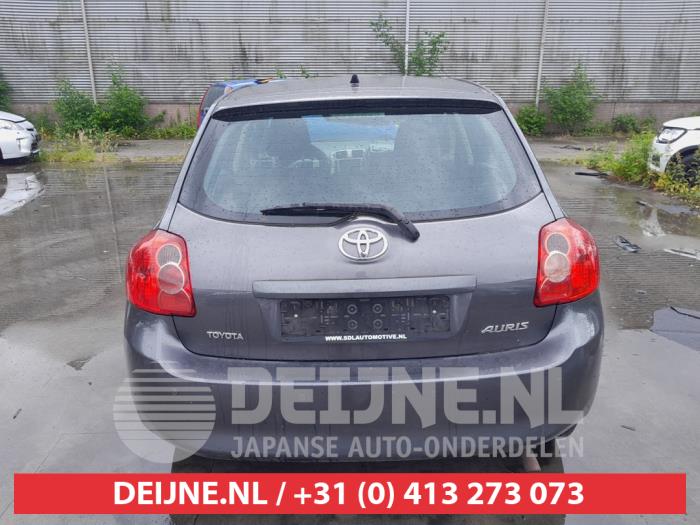 Toyota Auris 1.6 Dual VVT-i 16V Sloopvoertuig (2008, Grijs)