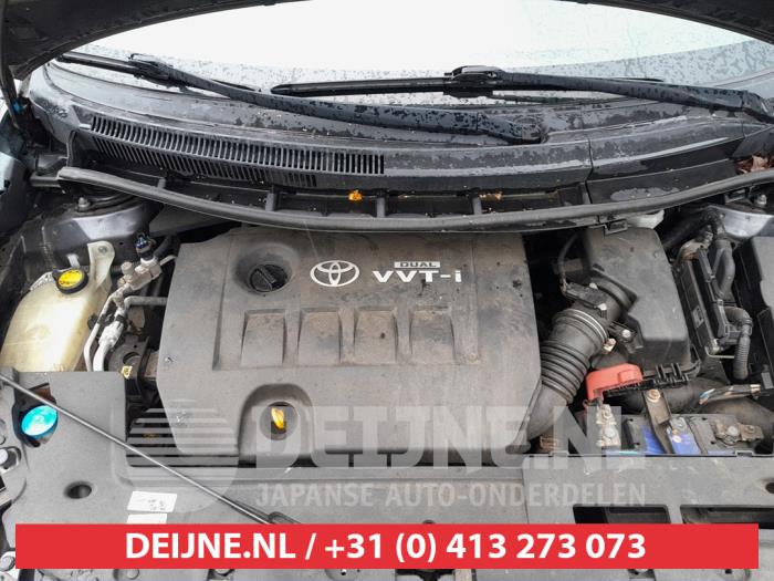 Toyota Auris 1.6 Dual VVT-i 16V Sloopvoertuig (2008, Grijs)