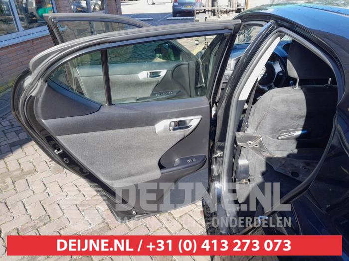 Lexus CT 200h 1.8 16V Sloopvoertuig (2013, Zwart)