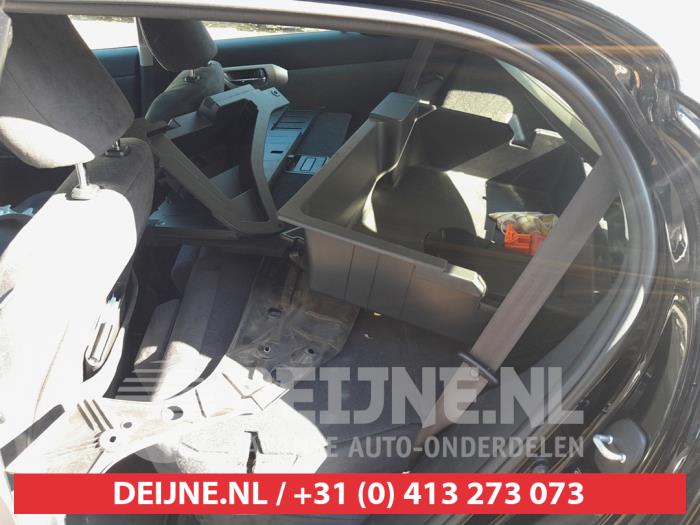 Lexus CT 200h 1.8 16V Sloopvoertuig (2013, Zwart)