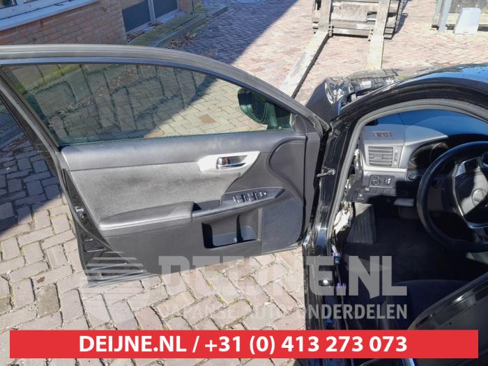 Lexus CT 200h 1.8 16V Sloopvoertuig (2013, Zwart)