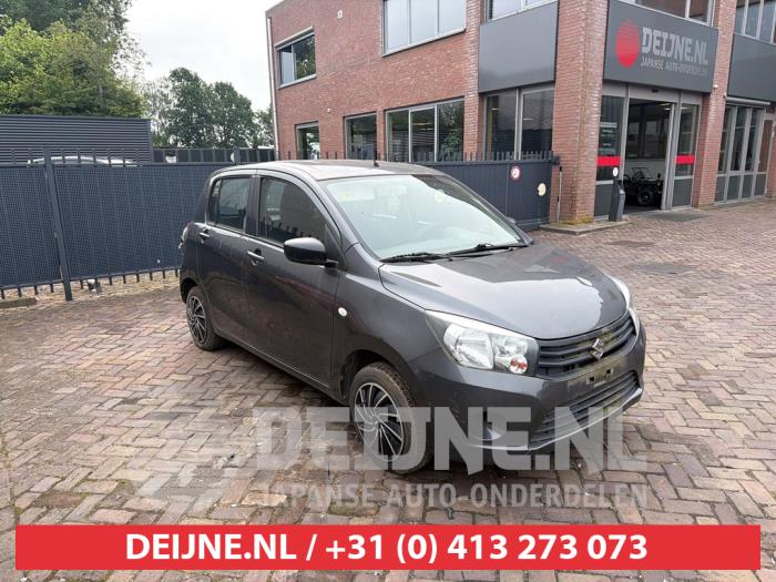 Suzuki Celerio Zonneklep O733168