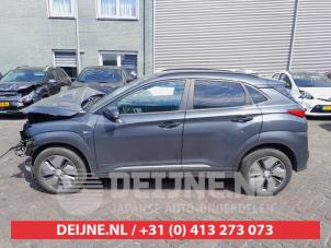 Hyundai Kona 17-