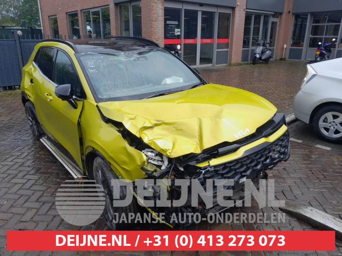Kia Sportage 1.6 T-GDi Hybrid 16V AWD Sloopvoertuig (2023, Geel)