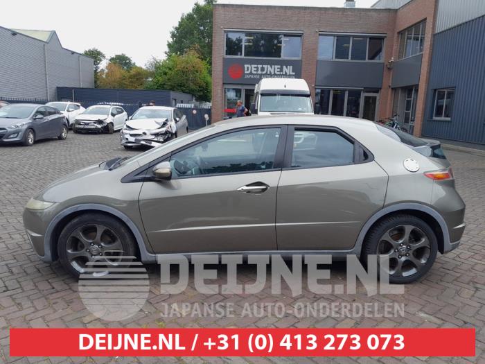 Honda Civic 1.8i VTEC 16V Sloopvoertuig (2006, Grijs)
