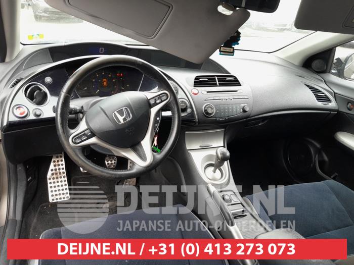 Honda Civic 1.8i VTEC 16V Sloopvoertuig (2006, Grijs)