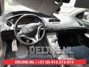 Honda Civic 1.8i VTEC 16V Sloopvoertuig (2006, Grijs)