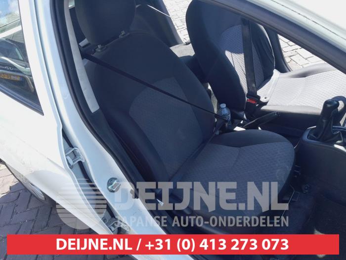 Mitsubishi Space Star 1.0 12V Sloopvoertuig (2016, Wit)