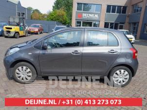 Toyota Yaris 2 06-