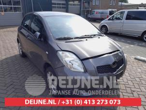 Toyota Yaris Kombischalter Fenster O741271 Spenderfahrzeug