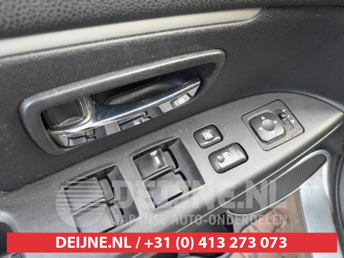Mitsubishi ASX 1.6 MIVEC 16V Sloopvoertuig (2010, Grijs)