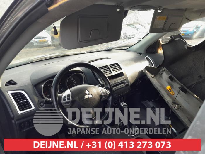 Mitsubishi ASX 1.6 MIVEC 16V Sloopvoertuig (2010, Grijs)