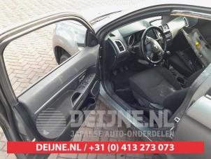 Mitsubishi ASX 1.6 MIVEC 16V Sloopvoertuig (2010, Grijs)