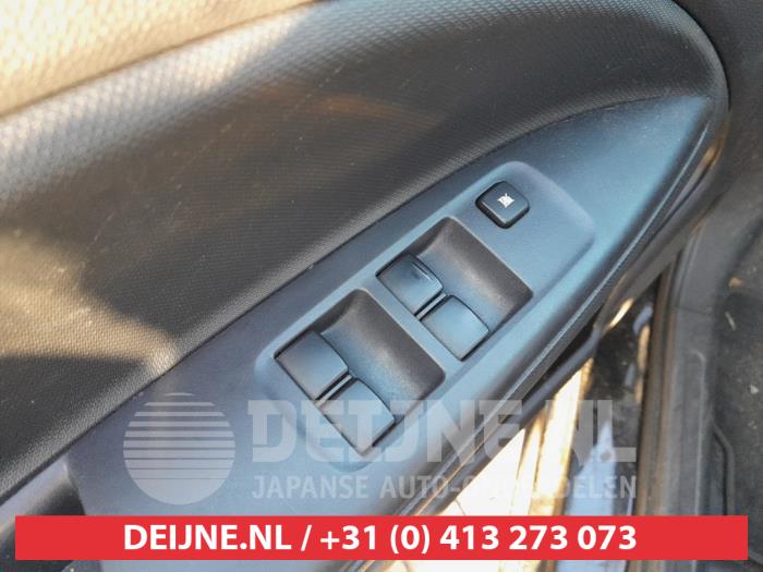 Mitsubishi Space Star 1.0 12V Sloopvoertuig (2013, Zwart)