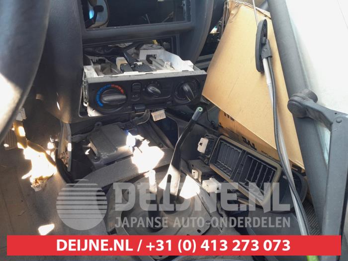 Ford Ranger 2.5TD 12V 4x4 Sloopvoertuig (2002, Rood)
