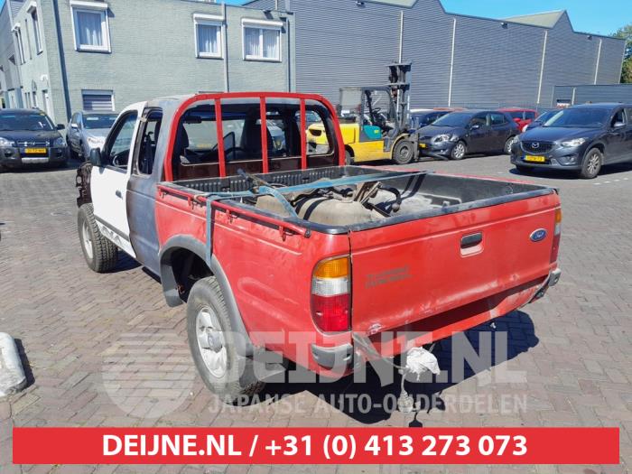 Ford Ranger 2.5TD 12V 4x4 Sloopvoertuig (2002, Rood)