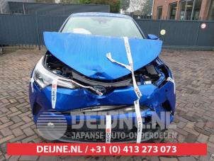Toyota C-HR 16-