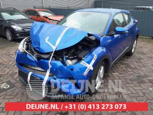 Toyota C-HR 16-