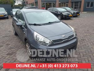 Kia Rio Hutablage O746348 Spenderfahrzeug