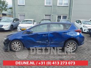 Toyota Auris 13-