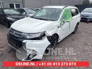 Mitsubishi Outlander 12-
