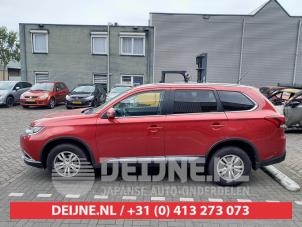 Mitsubishi Outlander 12-