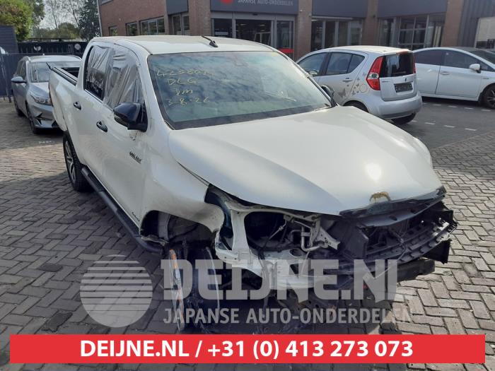 Toyota Hilux 15-