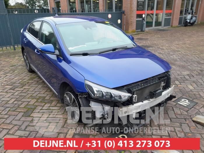 Hyundai Ioniq 16-