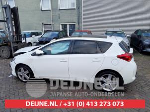 Toyota Auris 13-