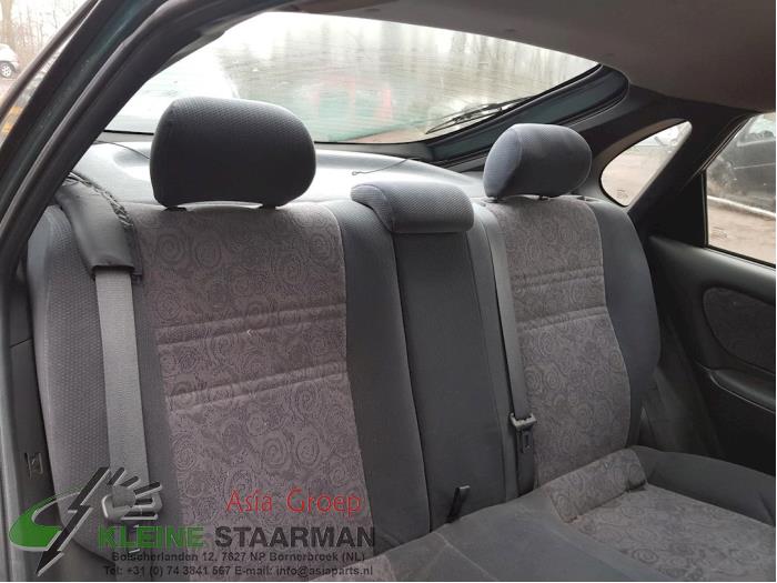 Toyota Corolla 1 6 16v Sloopvoertuig 01 Groen