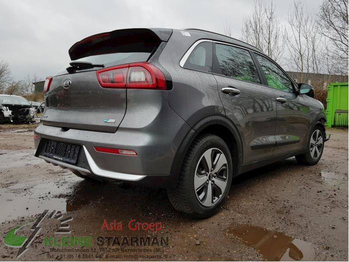 Kia Niro I 1.6 GDI Hybrid Sloopvoertuig (2017, Grijs)