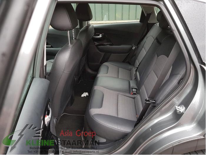 Kia Niro I 1.6 GDI Hybrid Sloopvoertuig (2017, Grijs)