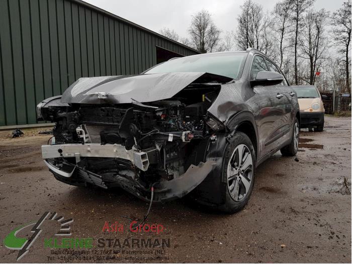 Kia Niro I 1.6 GDI Hybrid Sloopvoertuig (2017, Grijs)