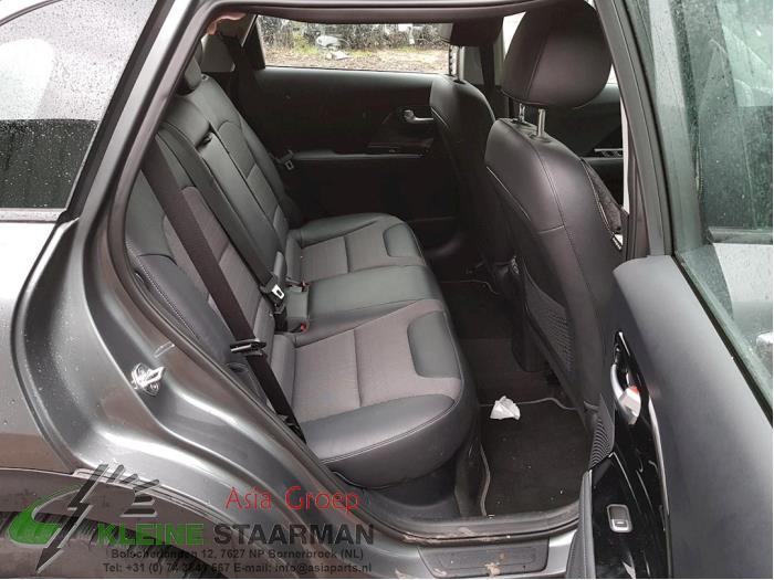 Kia Niro I 1.6 GDI Hybrid Sloopvoertuig (2017, Grijs)