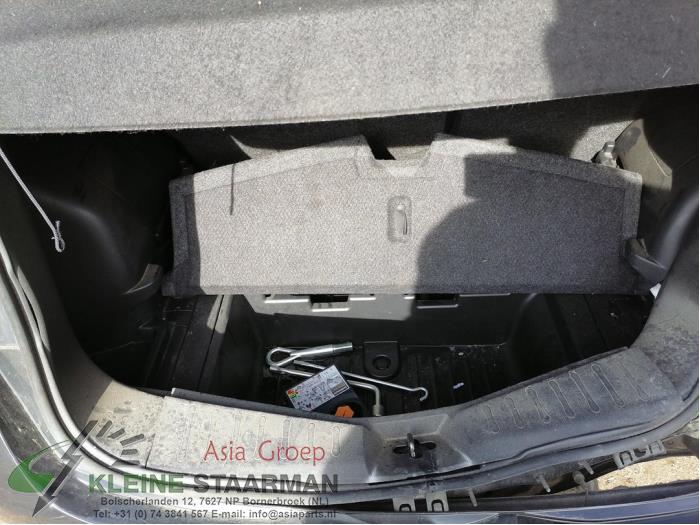 Nissan Note 1.2 DIG-S 98 Sloopvoertuig (2015, Zwart)