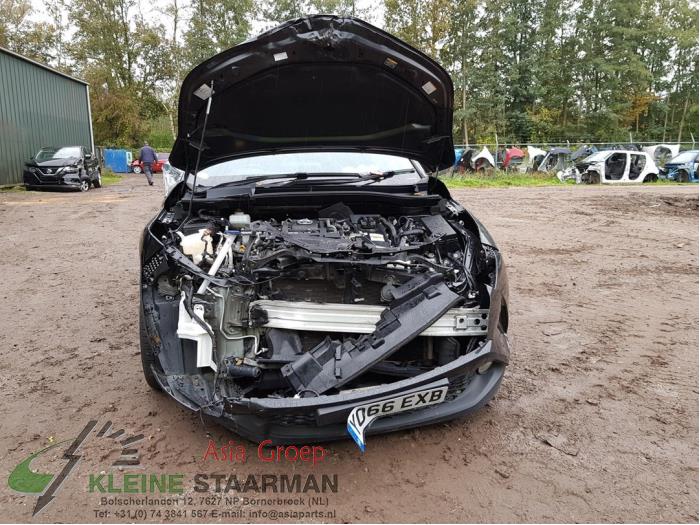 Toyota C-HR 1.8 16V Hybrid Sloopvoertuig (2017, Zwart)