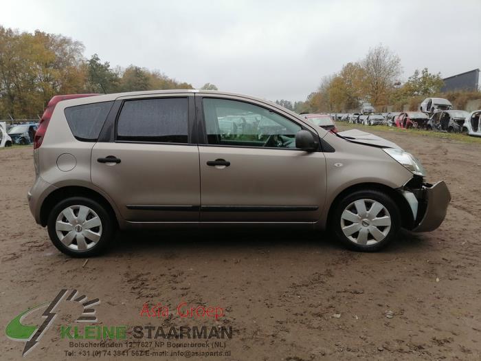 Nissan Note 1.4 16V Sloopvoertuig (2011, Bruin)
