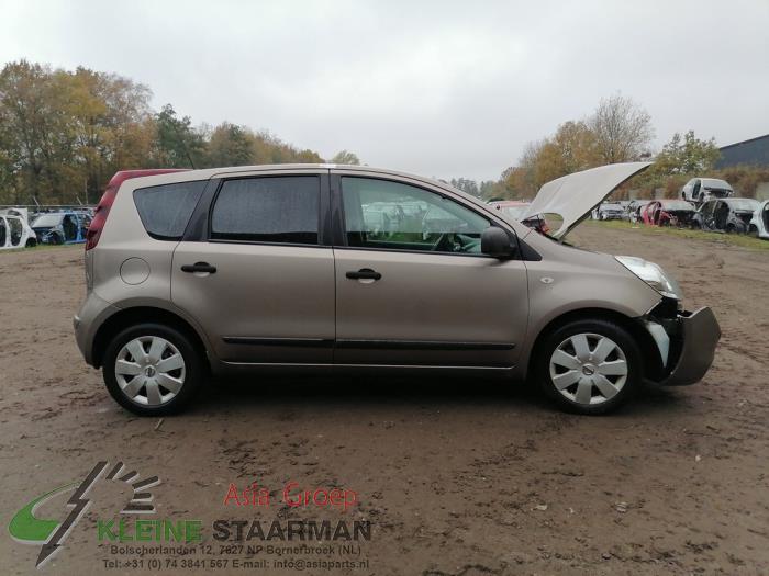 Nissan Note 1.4 16V Sloopvoertuig (2011, Bruin)