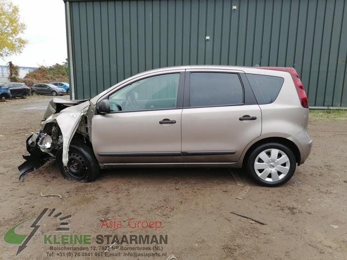 Nissan Note 1.4 16V Sloopvoertuig (2011, Bruin)