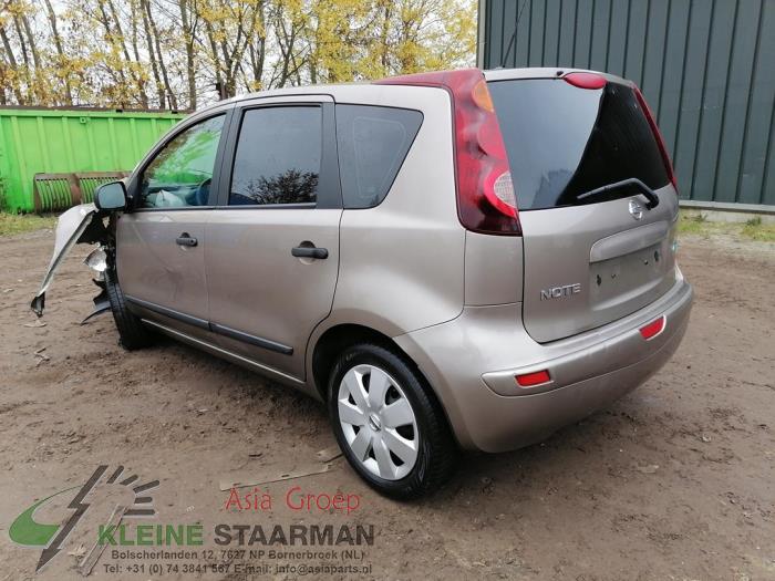 Nissan Note 1.4 16V Sloopvoertuig (2011, Bruin)