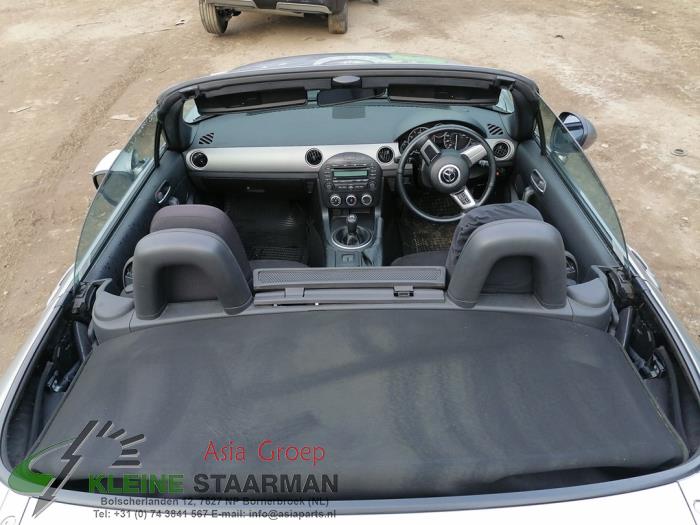 Mazda MX-5 1.8i 16V Sloopvoertuig (2011, Grijs)