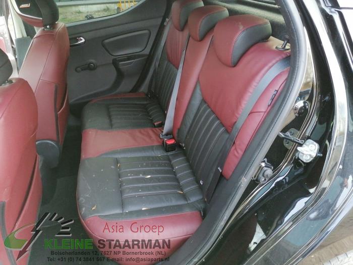 Nissan Micra 0.9 IG-T 12V Sloopvoertuig (2017, Zwart)